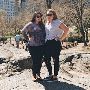 Meet your Posher, Abigail